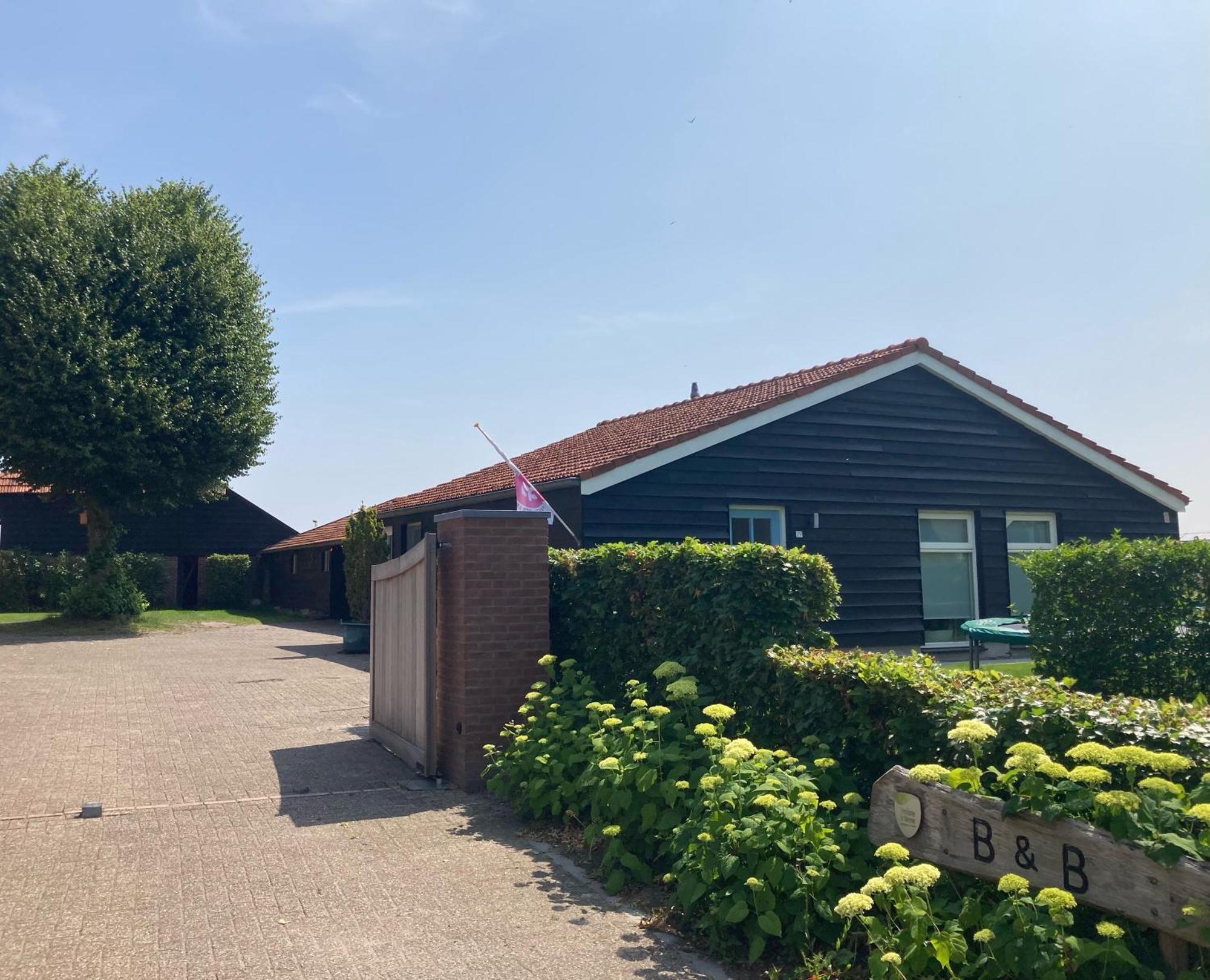 Boeren Burgers Buitenlui Bed & Breakfast